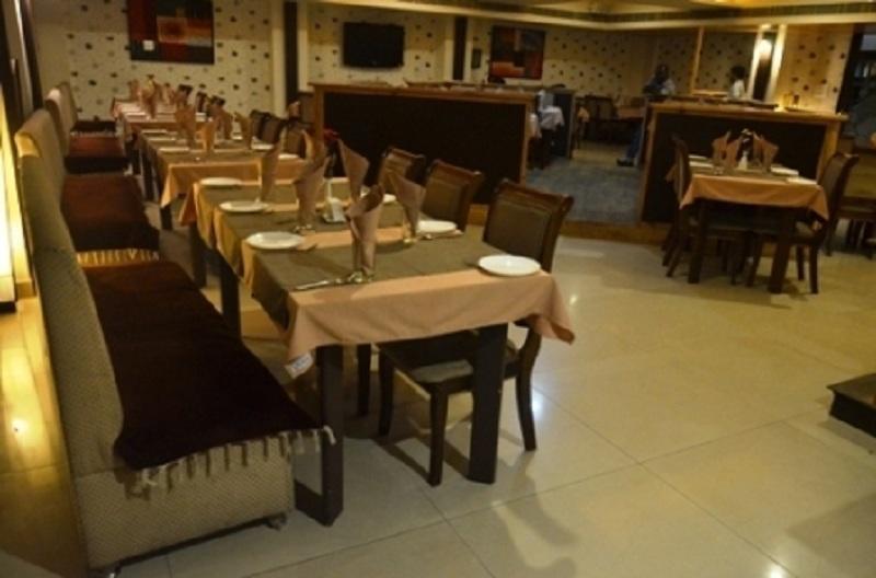 Seven Sky Clarks Exotica Hotel Bhuj Exterior foto