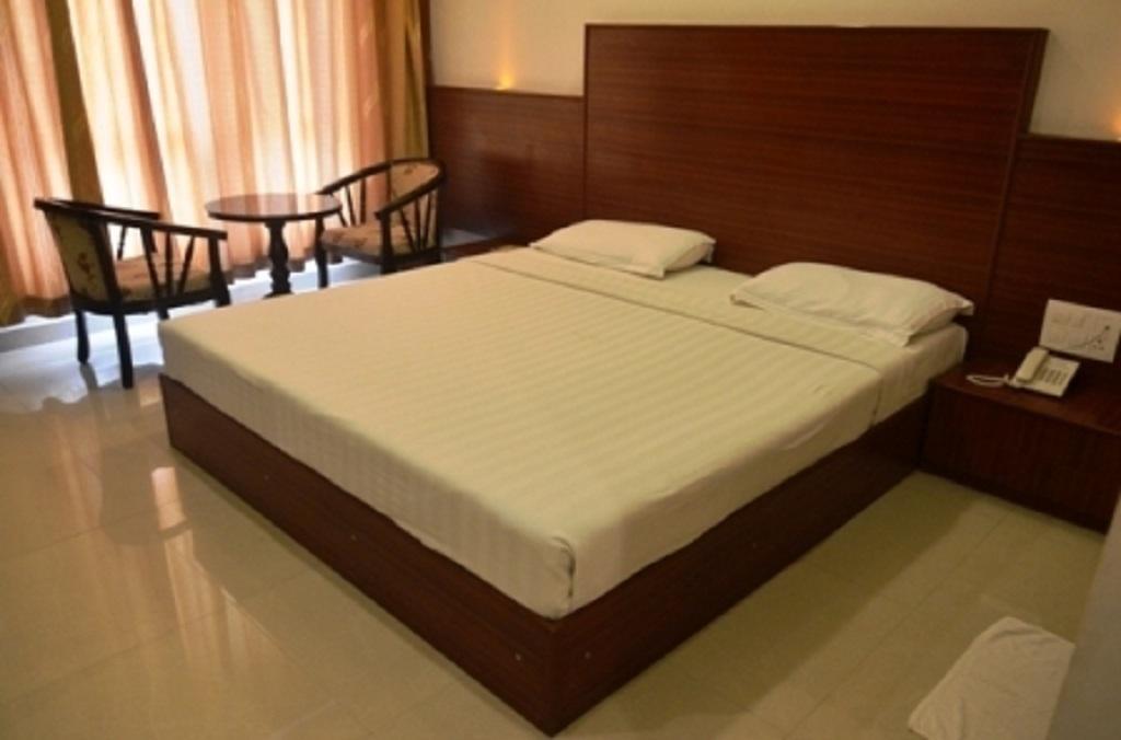 Seven Sky Clarks Exotica Hotel Bhuj Quarto foto
