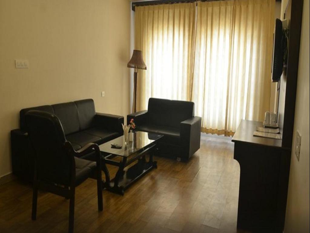 Seven Sky Clarks Exotica Hotel Bhuj Quarto foto