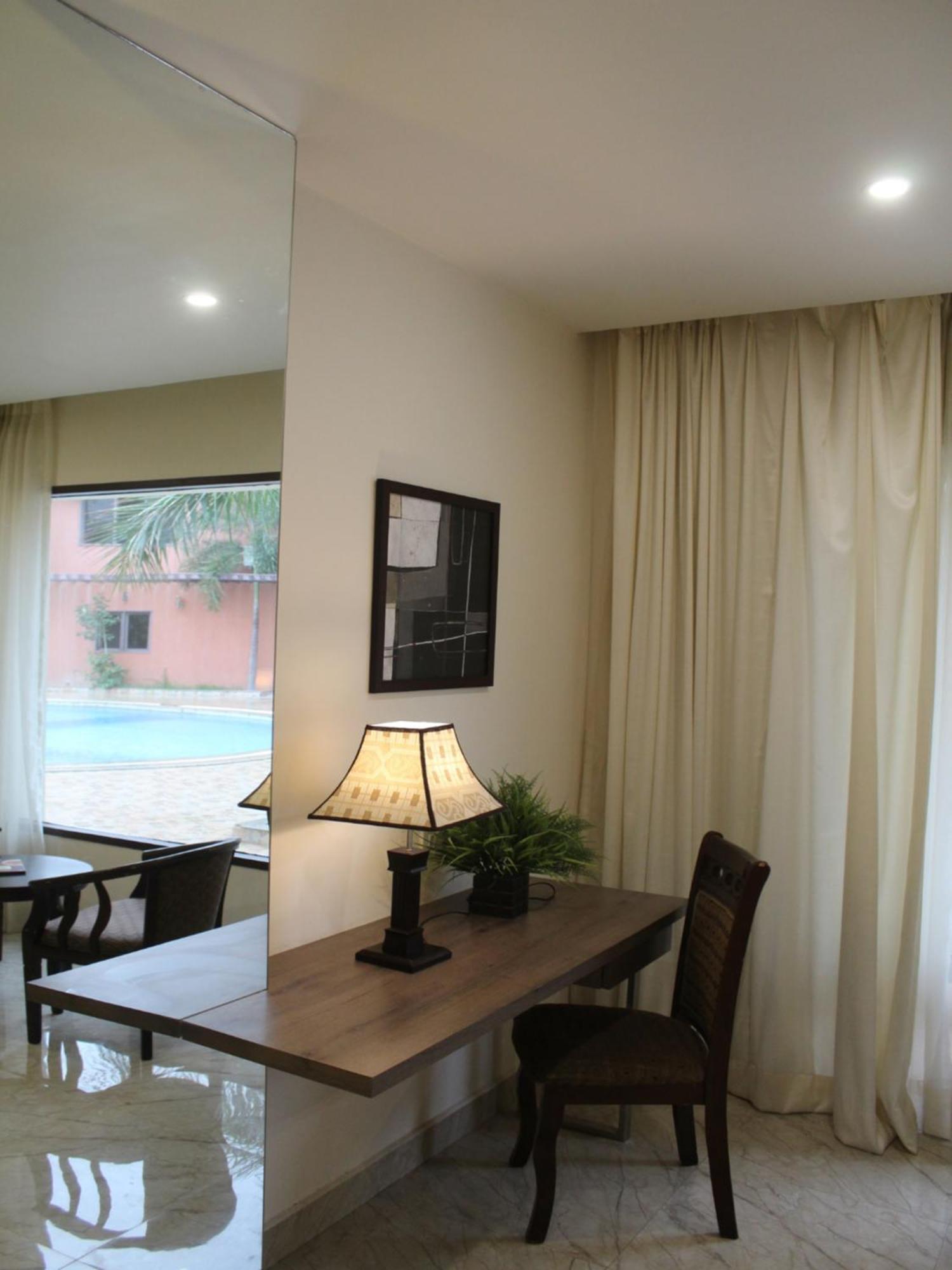 Seven Sky Clarks Exotica Hotel Bhuj Exterior foto